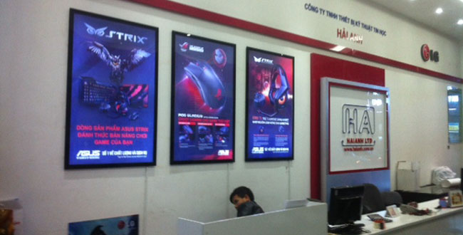 Hệ thống poster game Asus